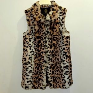 VTG 100% rabbit fur leopard print vest